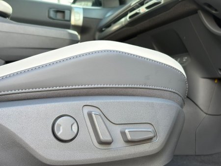 2026 Kia EV3 - thumbnail 24