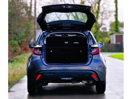 2023 Toyota Yaris 1.5 HYBRID LUNA 4DR AUTO €23,500 thumbnail