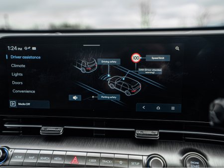 2023 Hyundai Kona 232 Kona 1.0 Elegance/High spec/1 owner/1yr warran €25,888 thumbnail