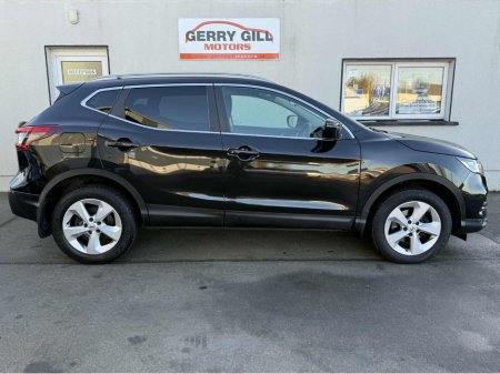 2019 Nissan Qashqai 1.5 SV  4DR * SUN ROOF * €19,950