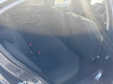 2019 Toyota Aqua - thumbnail 5