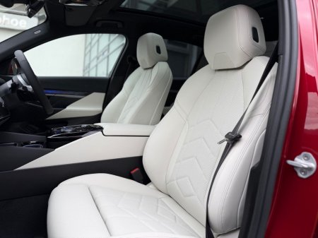 2026 BMW 5 Series - photo 4