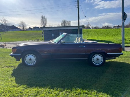 1987 Mercedes-Benz SL Class 420SL ONLINE AUCTION €8,000 thumbnail