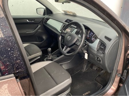 2016 Skoda Fabia AMBITION 1.2 TSI 90HP 5dr  Stunning Car €8,995 thumbnail