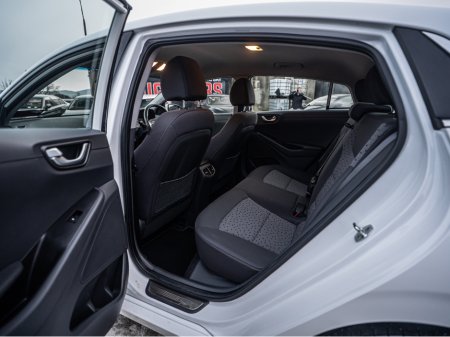 2017 Hyundai Ioniq 2017 Ioniq EV/FSH main dealer/1yr warranty €11,888 thumbnail