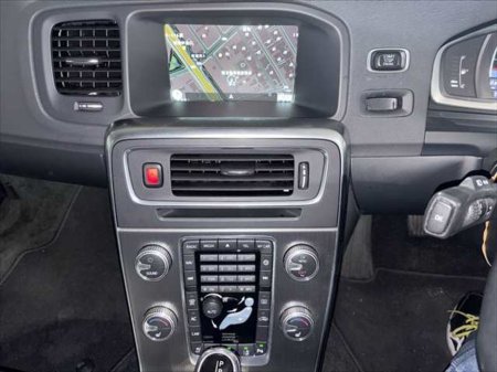 2015 Volvo S60 - thumbnail 9