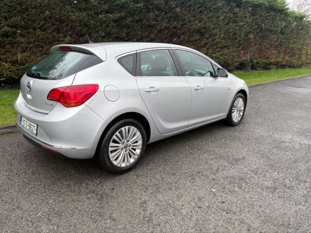 2015 Opel Astra EXCITE 1.6 CDTI 110PS ECO 5DR €6,995 thumbnail