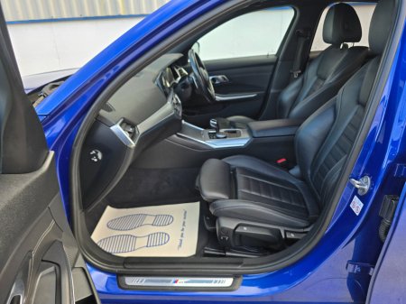 2021 BMW 3 Series - thumbnail 16