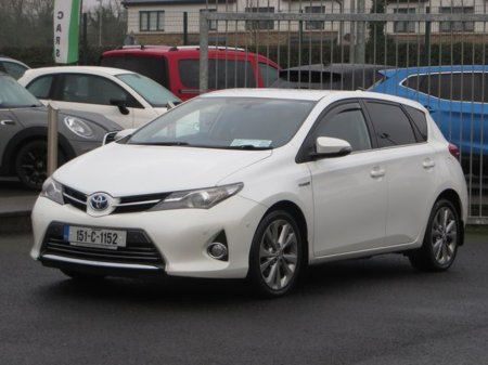 2015 Toyota Auris 1.8 HYBRID 5DR LUX €10,950 thumbnail