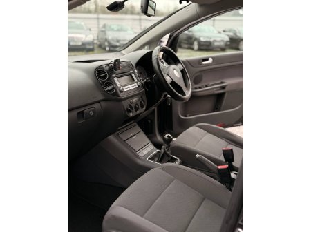 2006 Volkswagen Golf - thumbnail 17