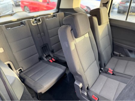 2018 Volkswagen Touran CL - 2.0L DIESEL - AUTO - 7 SEATS - 12M WARRANTY - CAR: €19,950 thumbnail