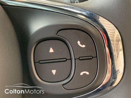 2025 Fiat 500 Dolce Vita 1.0i MHEV (ONLY 4,000KMS) €21,450 thumbnail