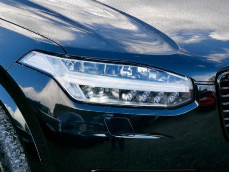 2024 Volvo XC90 - thumbnail 8