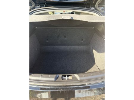 2015 Volvo V40 - thumbnail 11