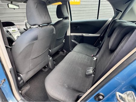 2008 Toyota Yaris - thumbnail 12