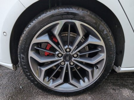 2024 Ford Focus - thumbnail 6