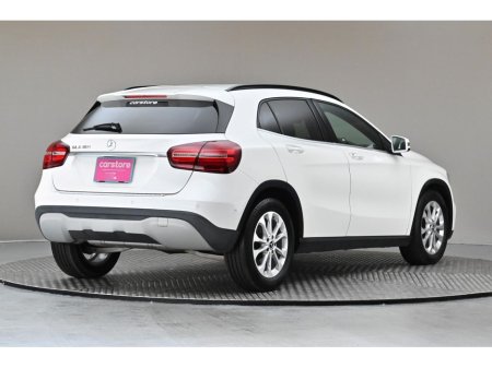 2019 Mercedes-Benz GLA Class GLA 180 *HALF LEATHER*REVERSE CAM*PARK SENSORS* €25,890 thumbnail