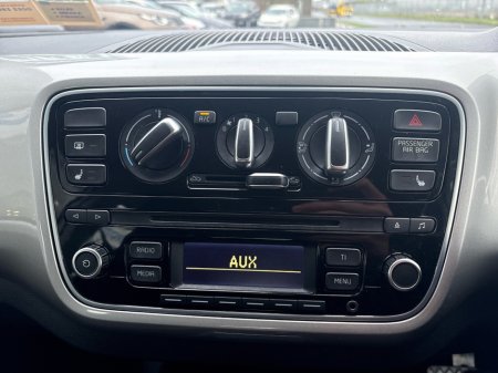 2014 Volkswagen up! 1.0L Petrol Automatic €7,950 thumbnail