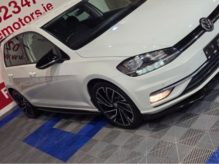 2019 Volkswagen Golf VW GOLF 1.6 TDI MATCH IN STUNNING CONDITION €18,995 thumbnail