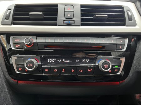 2016 BMW 3 Series - thumbnail 19