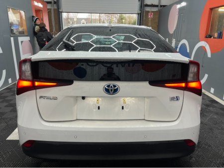 2022 Toyota Prius €21950 2022 TOYOTA PRIUS S 1.8 AUTOMATIC / CRUISE CONTROL / REVERSE CAMERA AND MORE €21,950 thumbnail