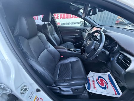 2018 Toyota C-HR 1.8 HYBRID SPORT €18,500 thumbnail