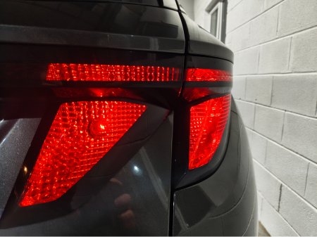 2022 Hyundai Tucson 1.6 PETROL 2TONE HEV AUTO AUTOMATIC €25,995 thumbnail