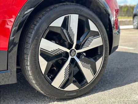 2023 Renault Megane E-Tech EV60 220hp Techno Red / Black thumbnail