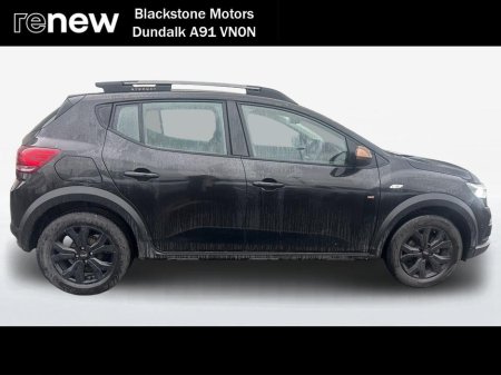 2025 Dacia Sandero Stepway STEPWAY Extreme TCe 90 CVT GSR2 €25,950 thumbnail