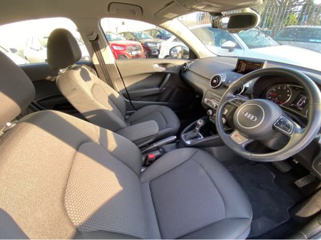 2018 Audi A1 - thumbnail 10