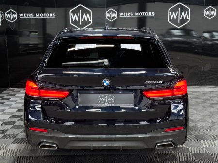 2021 BMW 5 Series - thumbnail 10