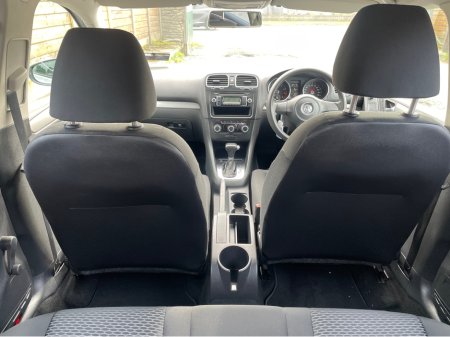 2010 Volkswagen Golf - thumbnail 11