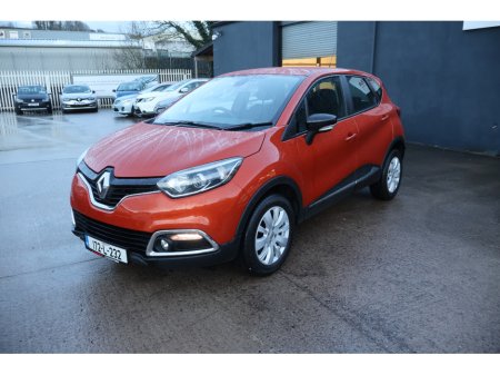 2017 Renault Captur LIFE Low Mileage New Timing Belt Exceptional Condition! €10,995 thumbnail