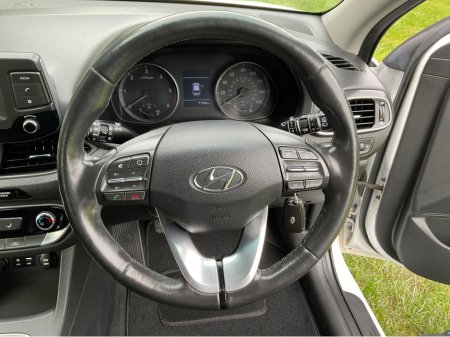 2017 Hyundai i30 - thumbnail 13