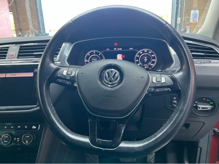 2018 Volkswagen Tiguan €24950! 2018 VOLKSWAGEN TIGUAN TDI 4 MOTION  2.0 AUTOMATIC / CRUISE CONTROL / REVERSE CAMERA / HEATED FRONT & REAR SEATS / PADDLE SHIFTERS €24,950 thumbnail