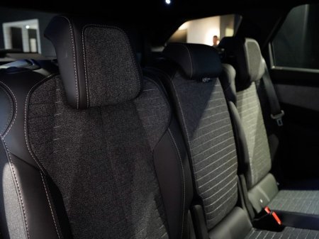 2025 Peugeot 5008 STD Allure Mhev 136 E-dsc6 4DR €49,900