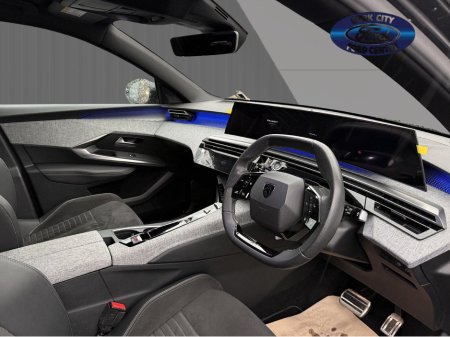 2025 Peugeot 3008 GT 1.2 MHEV 136 E-DCT6 4DR €39,900 thumbnail