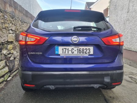 2017 Nissan Qashqai 1.5 DSL XE €8,950 thumbnail