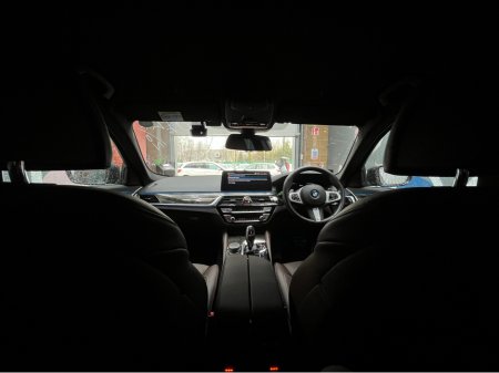 2020 BMW 5 Series - thumbnail 19