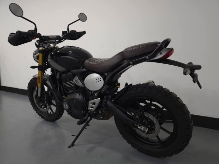 2024 Triumph Scrambler  €6,950 thumbnail