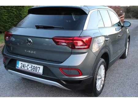 2024 Volkswagen T-Roc - thumbnail 8