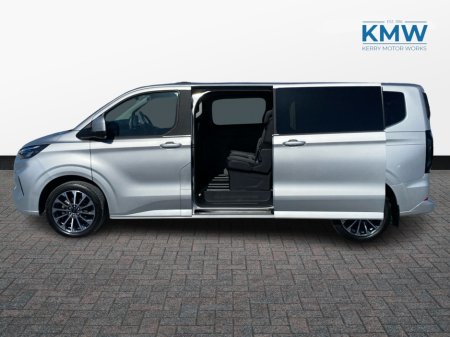 2025 Ford Tourneo Custom - photo 6