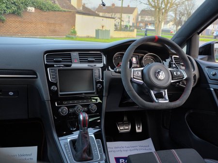 2016 Volkswagen Golf - thumbnail 23