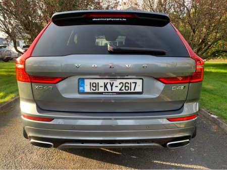 2019 Volvo XC60 - thumbnail 10