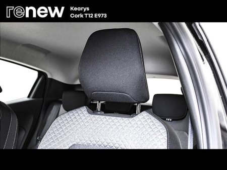 2025 Renault Clio - thumbnail 16