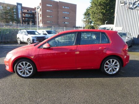 2015 Volkswagen Golf TSI Bluemotion €13,950 thumbnail