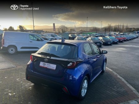 2021 Toyota Yaris 1.0 LUNA 4DR €19,950 thumbnail