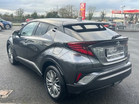 2023 Toyota C-HR 1.8 HYBRID SOL €24,945 thumbnail