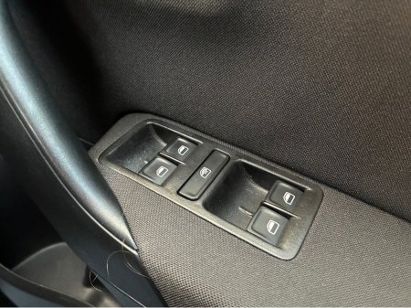 2014 Volkswagen Polo 1.2i TSI Petrol Automatic Comfortline €11,500 thumbnail