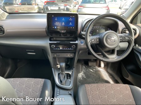 2023 Toyota Yaris - thumbnail 17